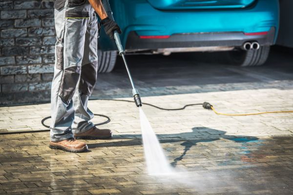 Driveway Pressure Washing Service