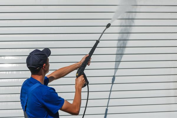 Cost of Exterior Building Cleaning in Katy