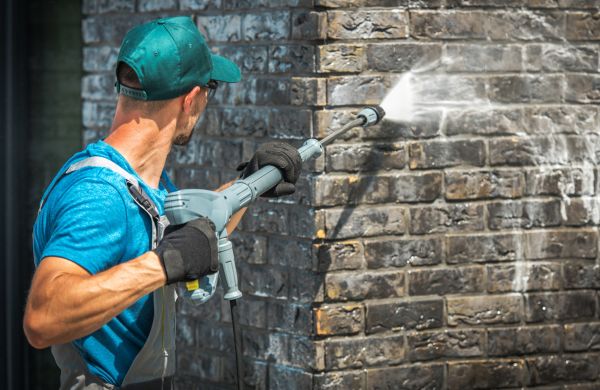 Cost of Exterior Masonry Cleaning in Katy