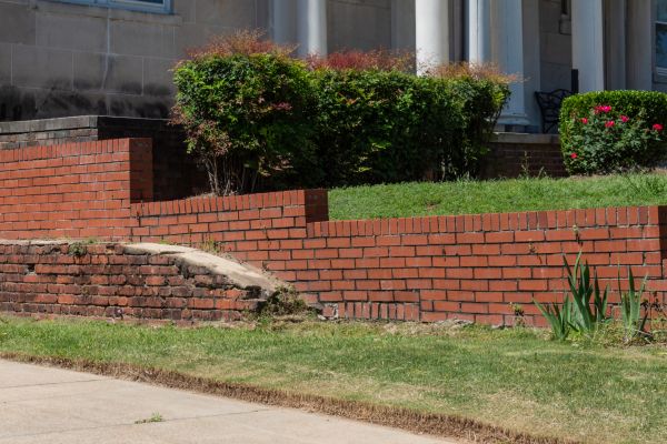Cost of Retaining Wall Cleaning in Katy